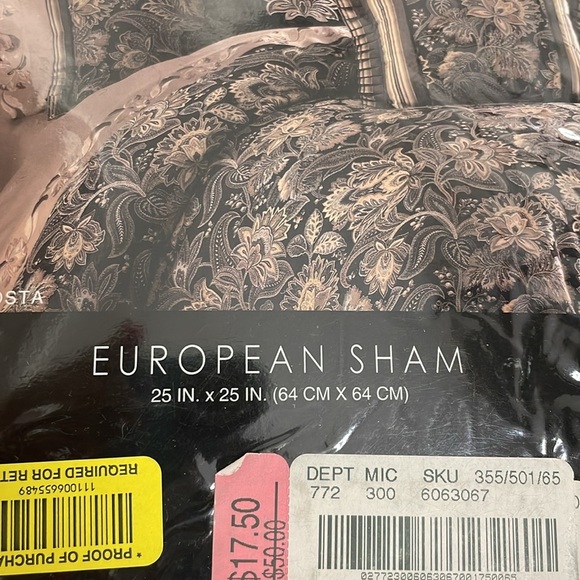 J. Queen New York European Sham Set Macy's NWT Gold Black lot of 2 Paisley - Picture 6 of 6